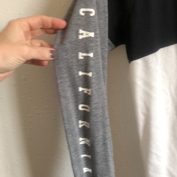Hollister Xs long sleeve top‎ - Picture 5 of 5